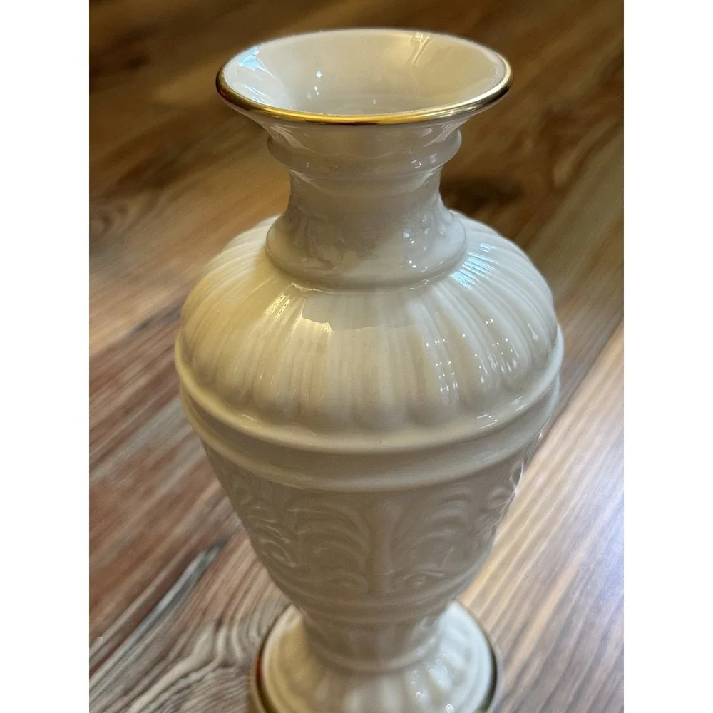 LENOX ATHENIAN COLLECTION VASE 7